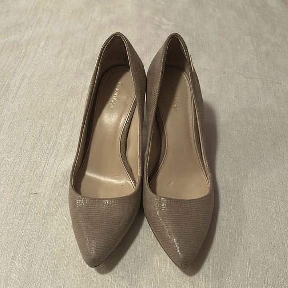 Calvin Klein Kimberly Pointed Toe Nude Heels - Picture 1 of 6